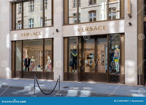 where to buy versace|versace france.